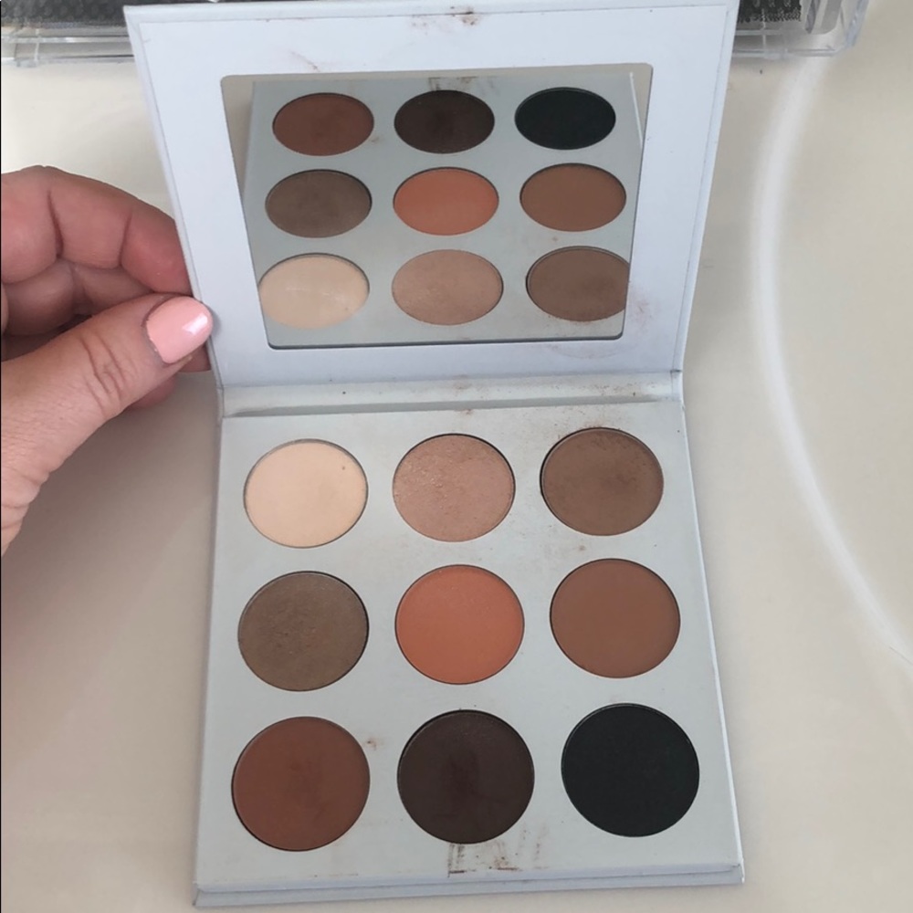 Kylie Jenner Bronze palette authentic used twice